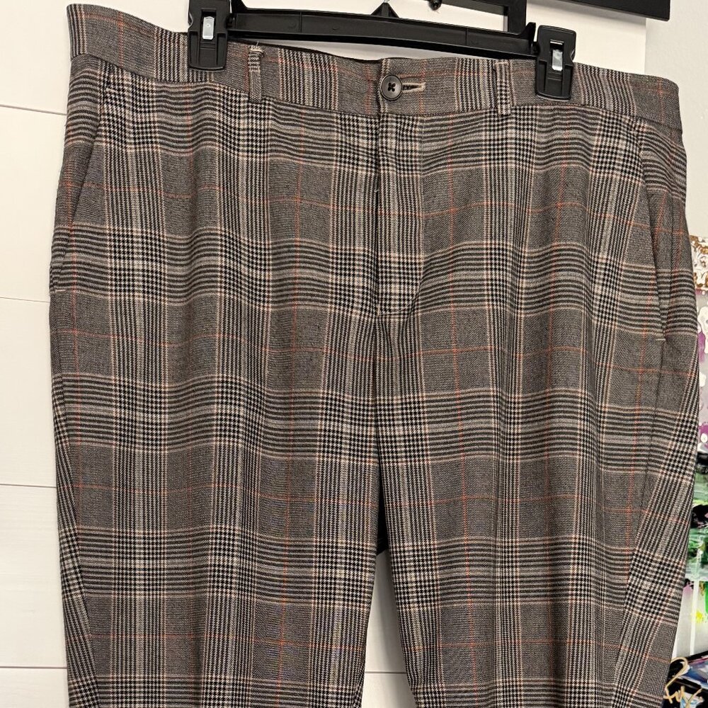 Guess Slim Fit Plaid Slacks 36 x 31